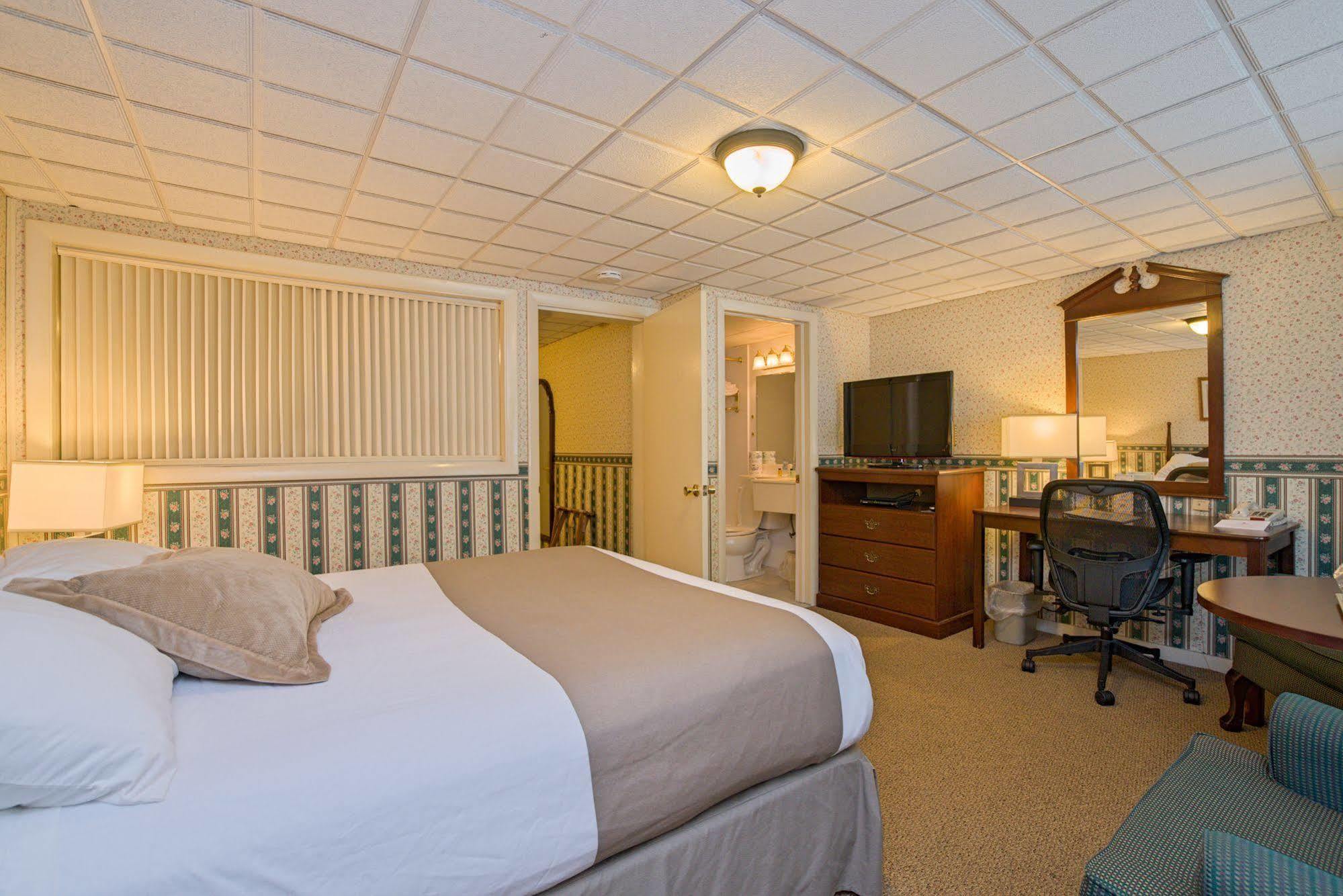 Coachman Motel 2*